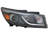 Kia 92102A9110 Passenger Side Headlight Assembly